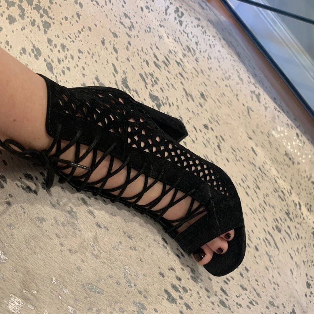 Nasty Gal Chunky Lace Up Heels - Picture 6 of 8